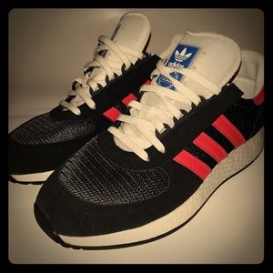 **NEW**Adidas shoes